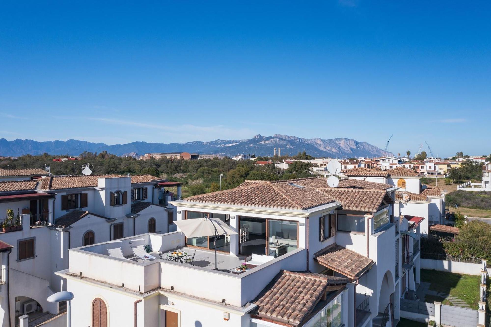 Lighthouse Apartment Arbatax